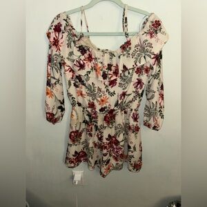 Charlotte Russe Floral Romper – Size Medium
